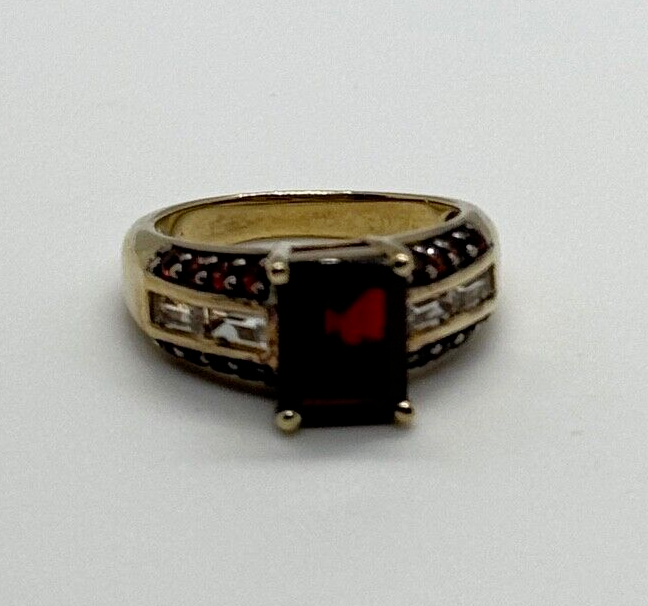 925 Sterling Silver Gold Plated Garnet & Goshenite Ring Size 6