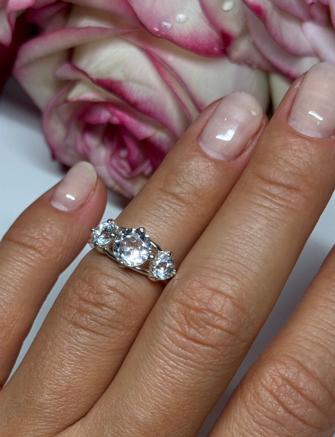 925 Sterling Silver CZ Ring Size 4