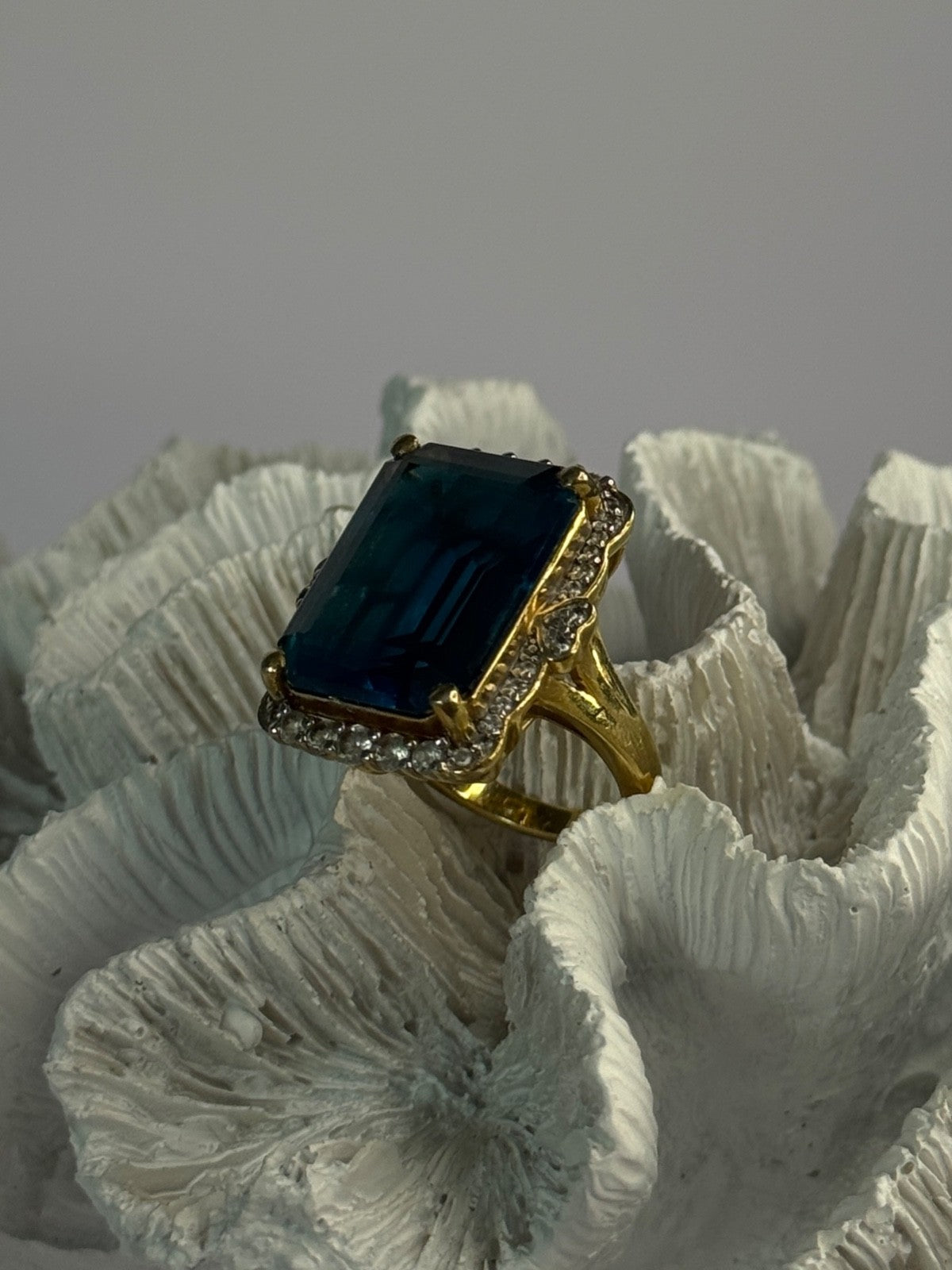 925 Sterling Silver Gold Plated Sapphire & Beryl Ring Size 9