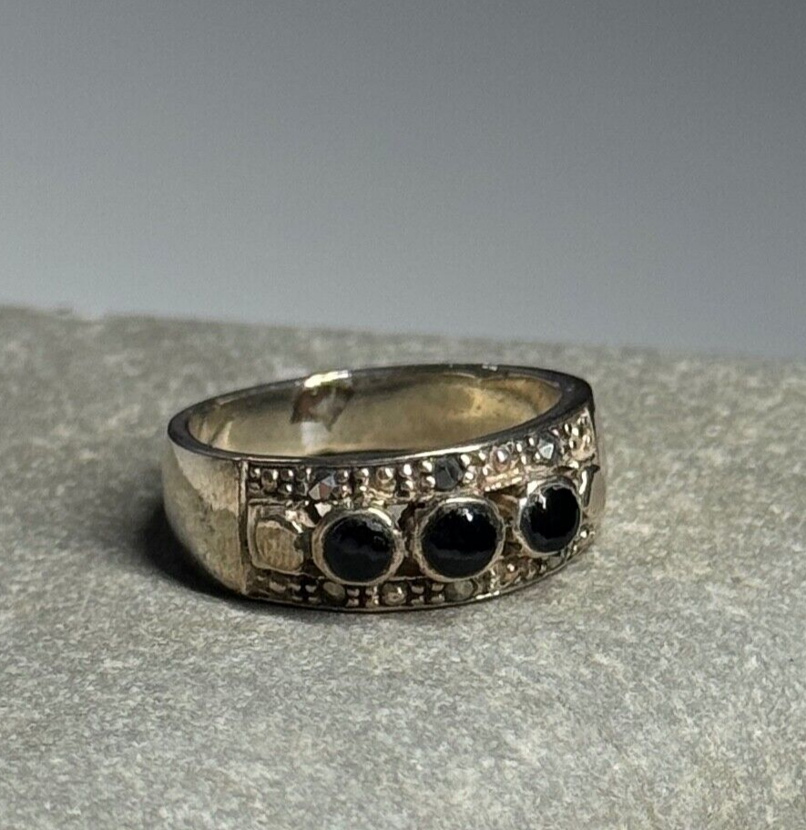 925 Sterling Silver Onyx Ring Size 5