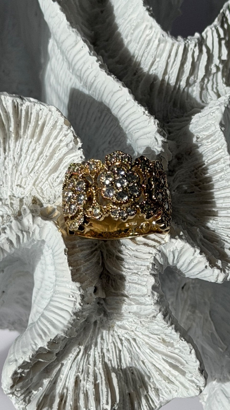 14K EFFY Yellow Gold Flowers Diamond 2.43 ct Ring Size 7.5