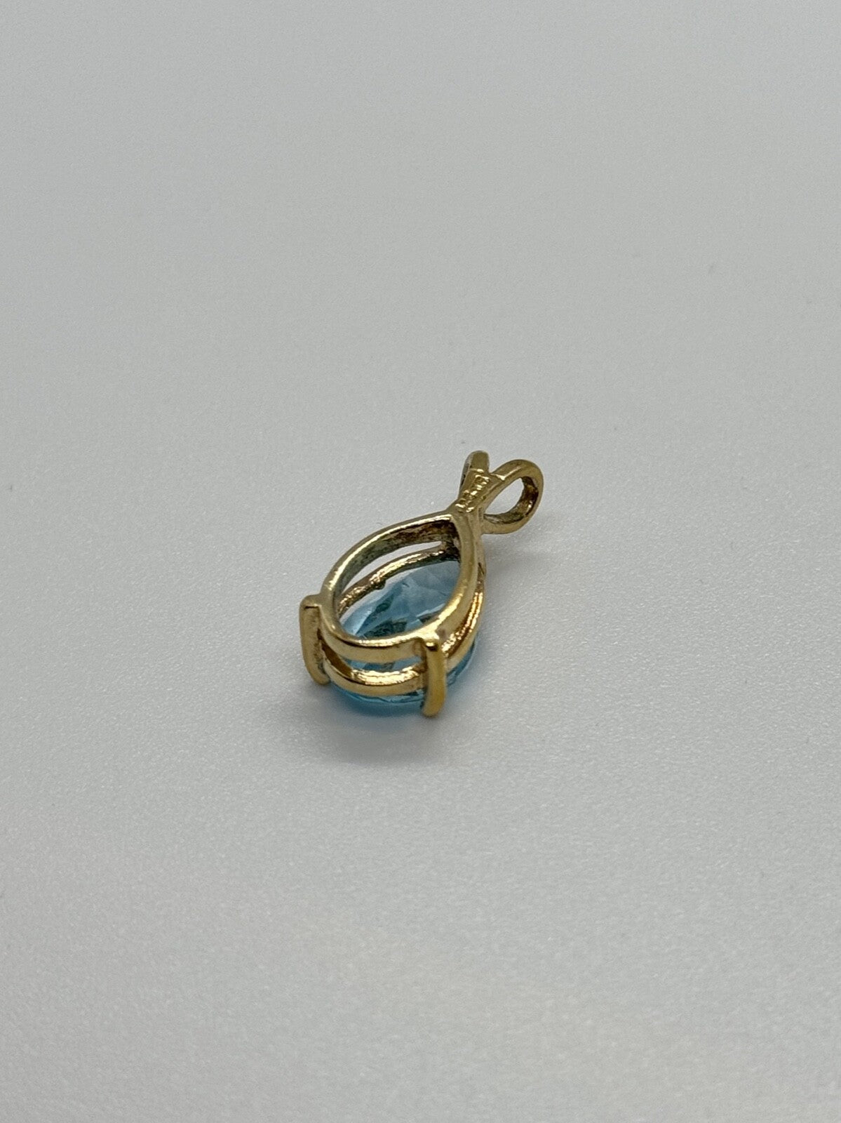925 Sterling Silver Gold Plated Topaz Pendant Length 21 mm