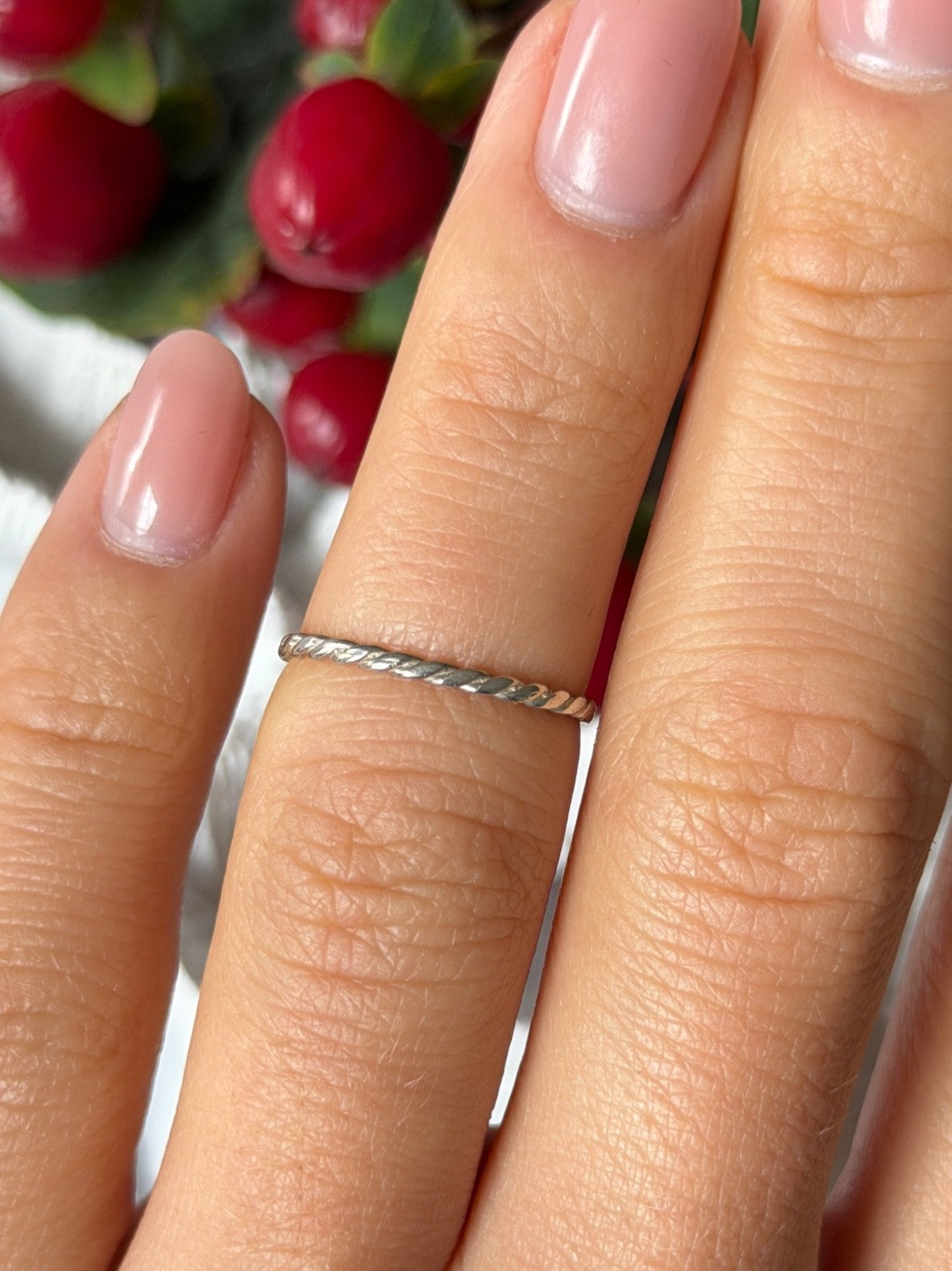 Tiny 925 Sterling Silver Ring Size 5