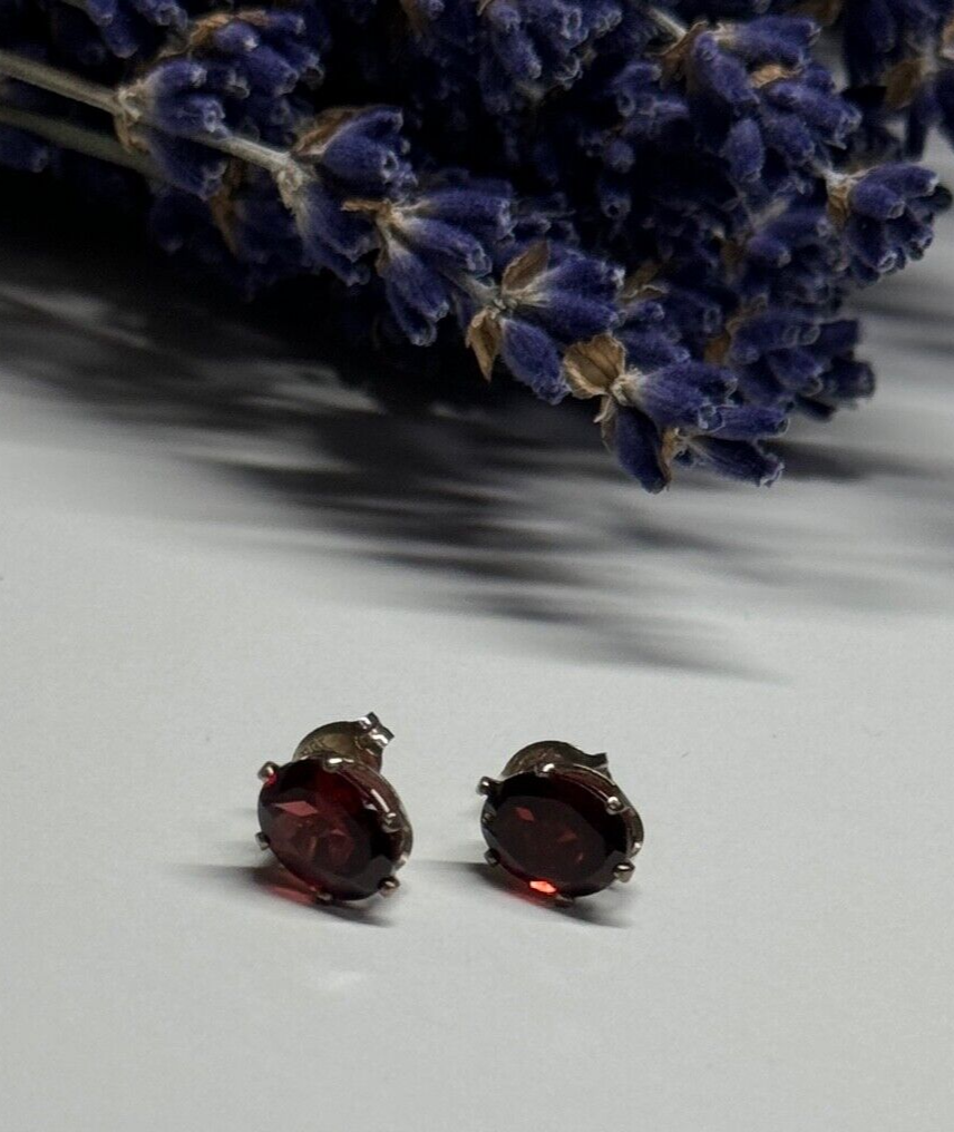 925 Sterling Silver Garnet Earrings
