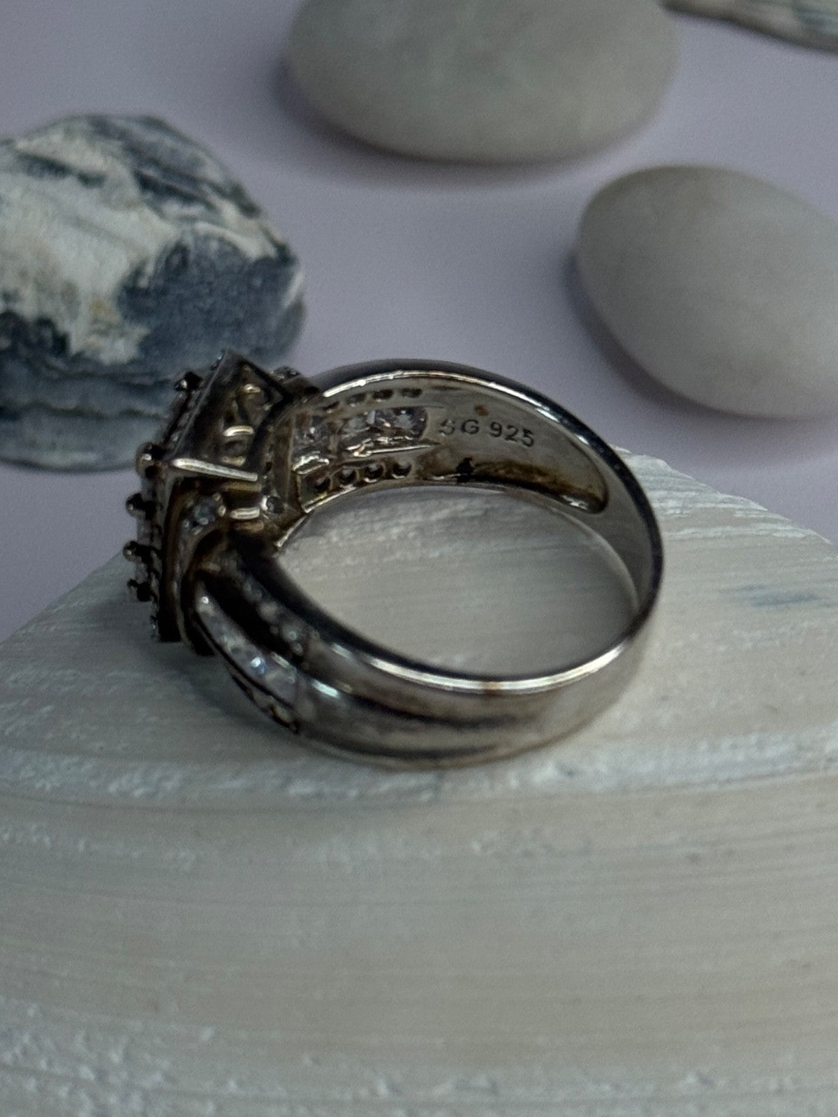 925 Sterling Silver Cz Ring Size 9