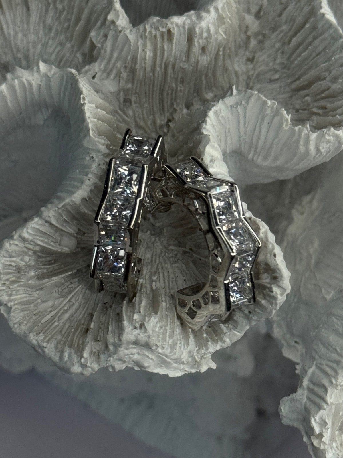 925 Sterling Silver Earrings Shiny CZ Length 0.90 Inch