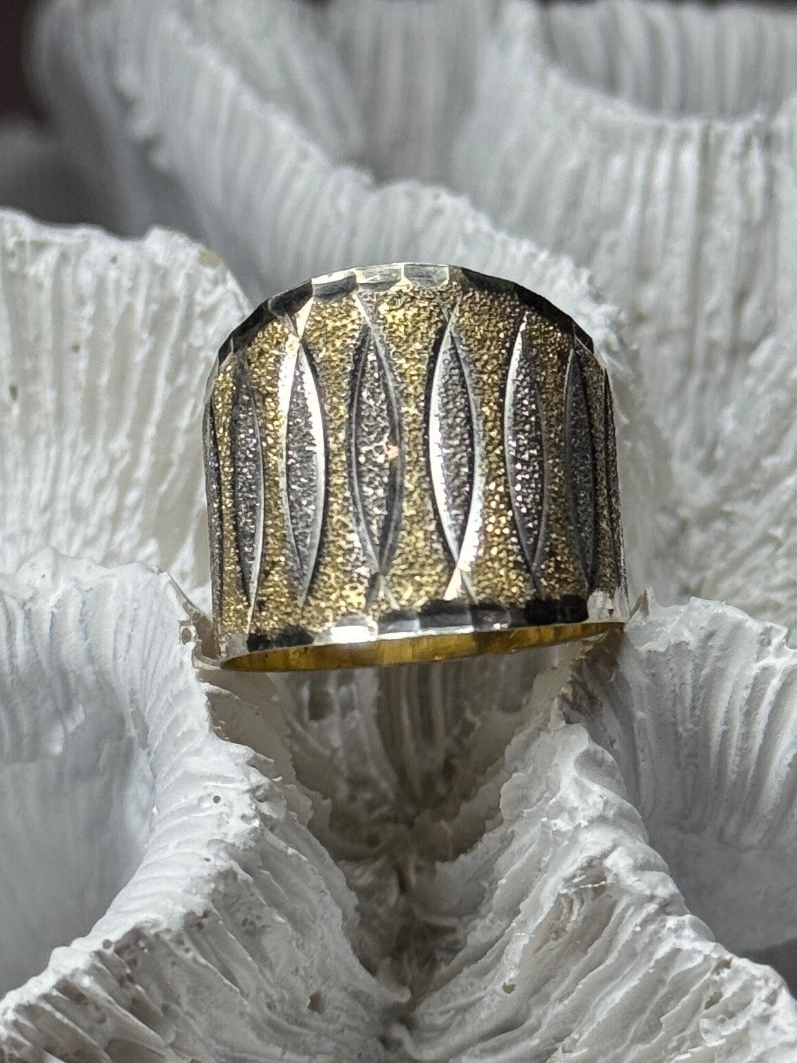 Elegant 925 Sterling Silver & 10K Yellow Gold Ring Size 7