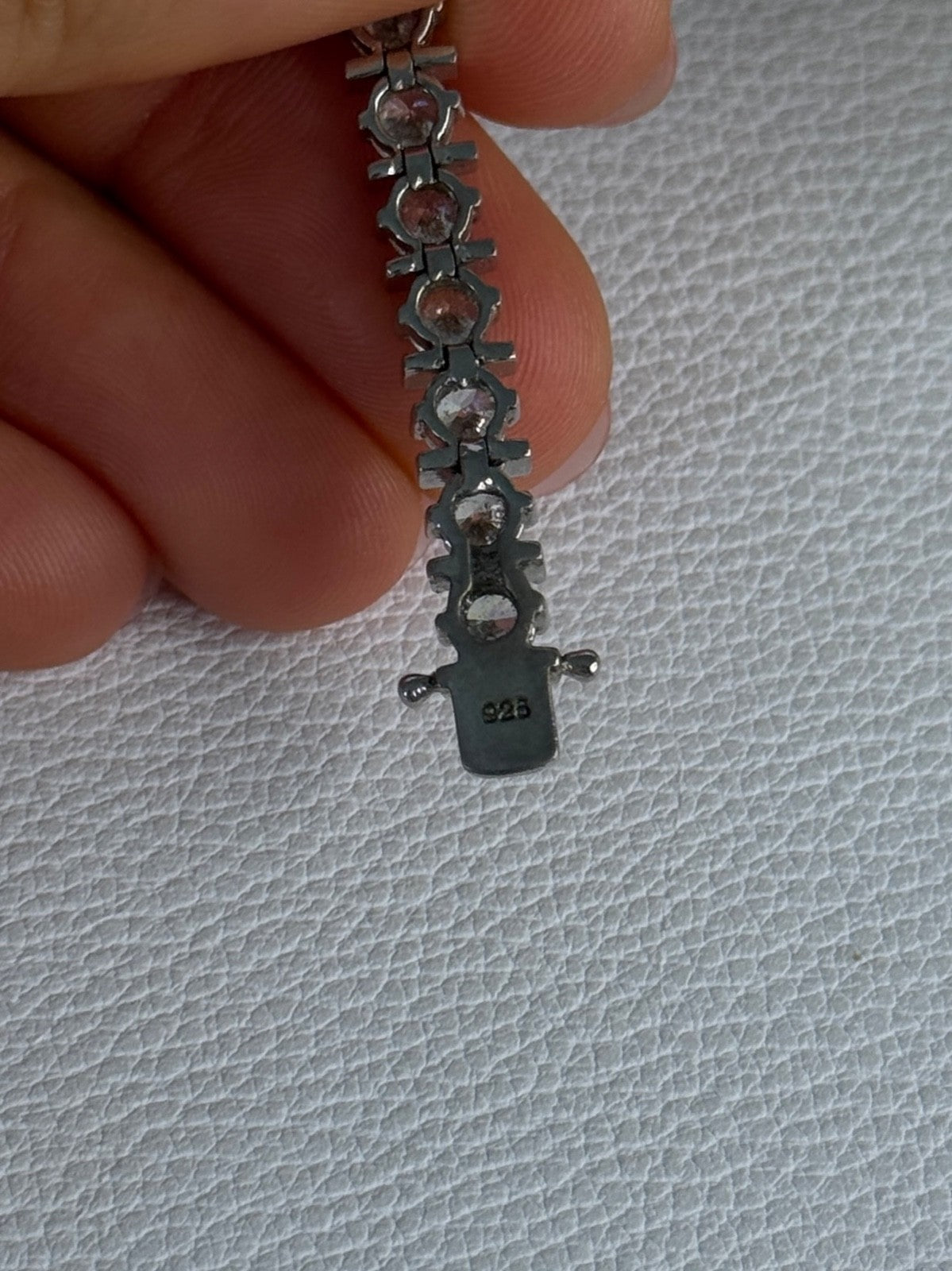 Beautiful 925 Sterling Silver CZ Bracelet Length 7.5 Inch