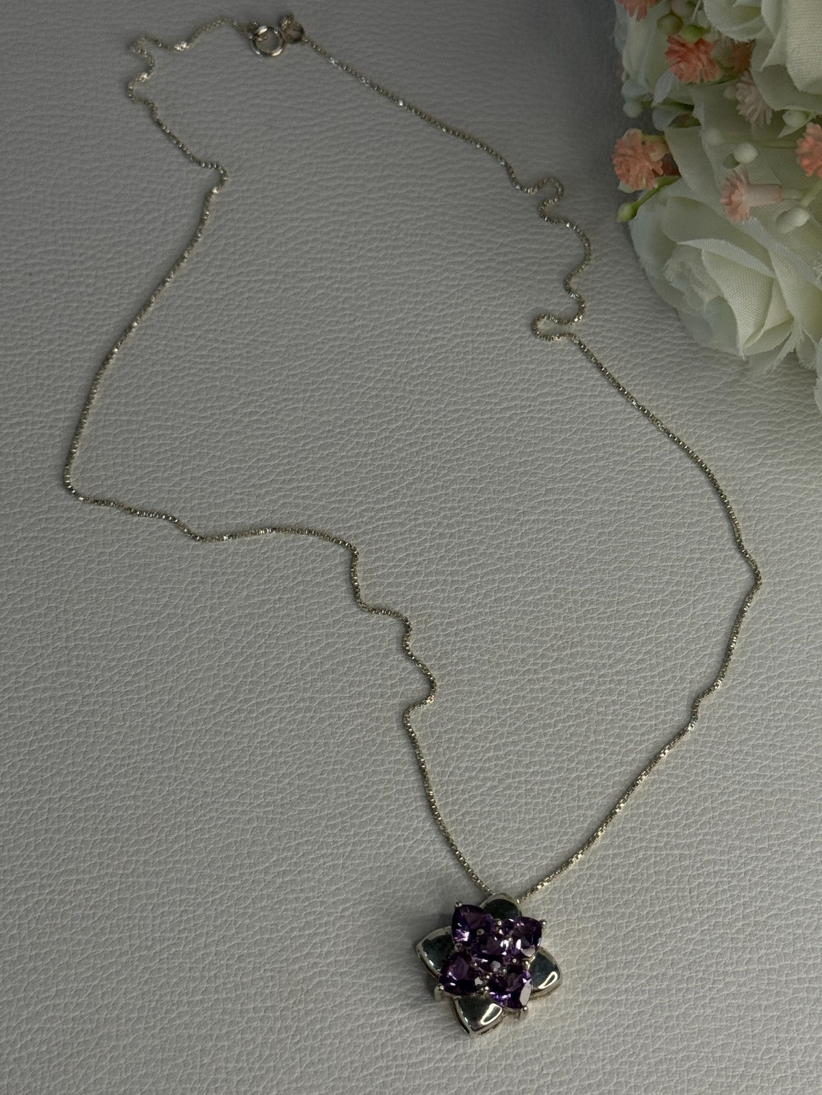 925 Sterling Silver Amethyst Flower Necklace Length 20 Inch