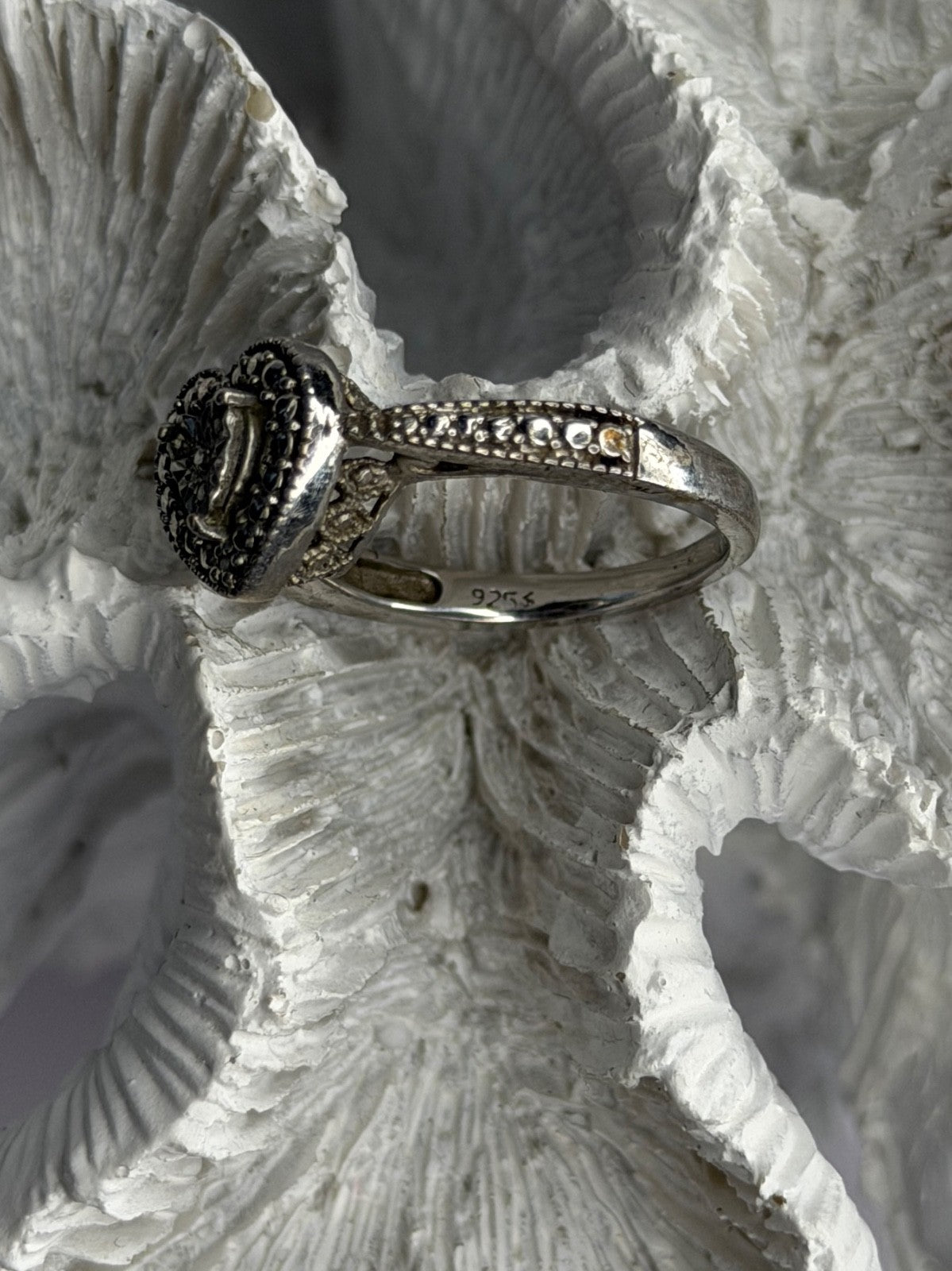 925 Sterling Silver Heart Ring Size 7.5