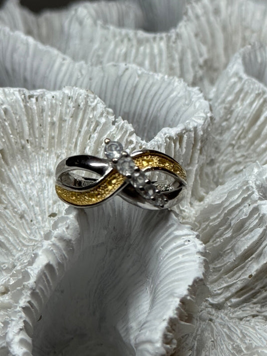 925 Sterling Silver Gold Plated Part White Beryl Ring Size 6.5