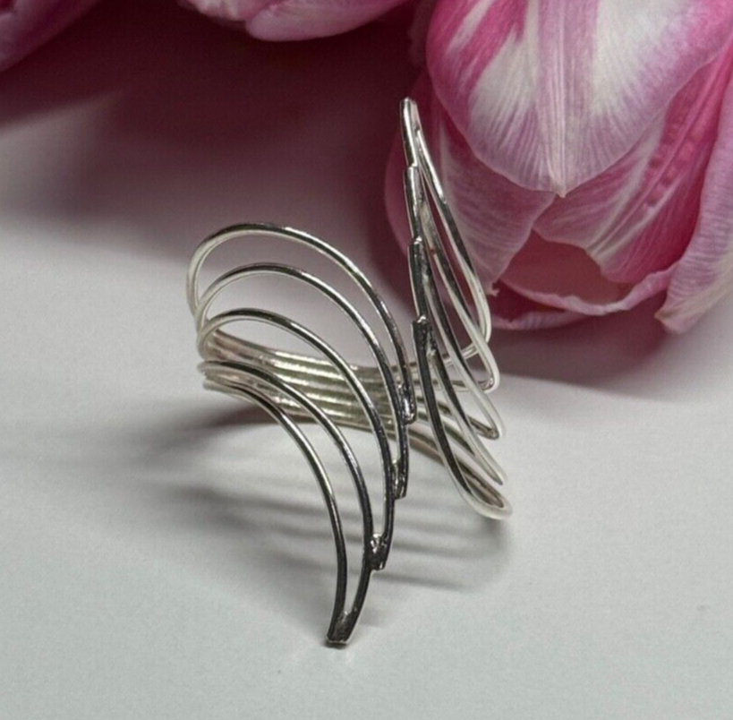 925 Sterling Silver Ring Size 7.5
