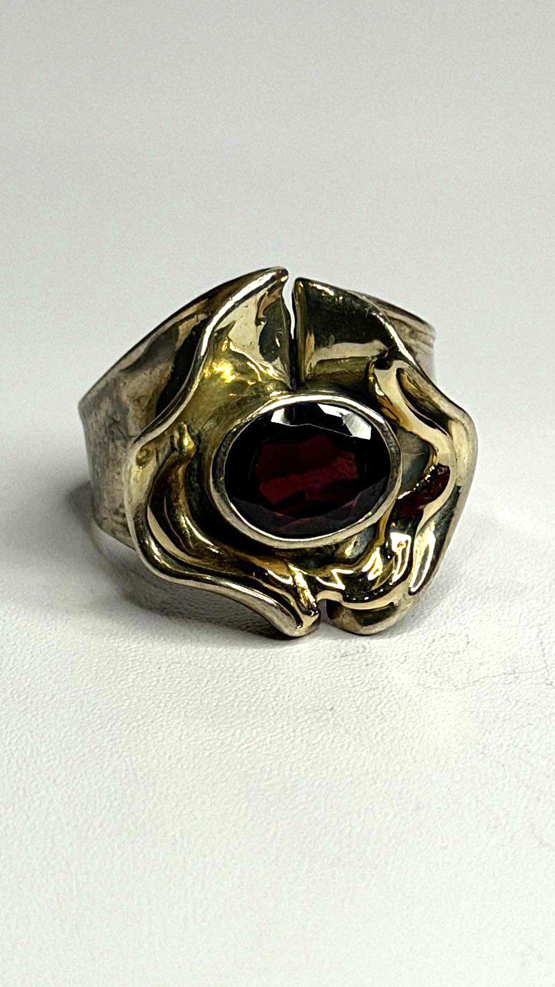 Vintage 925 Sterling Silver & 14K Yellow Gold Part Garnet Ring Size 8