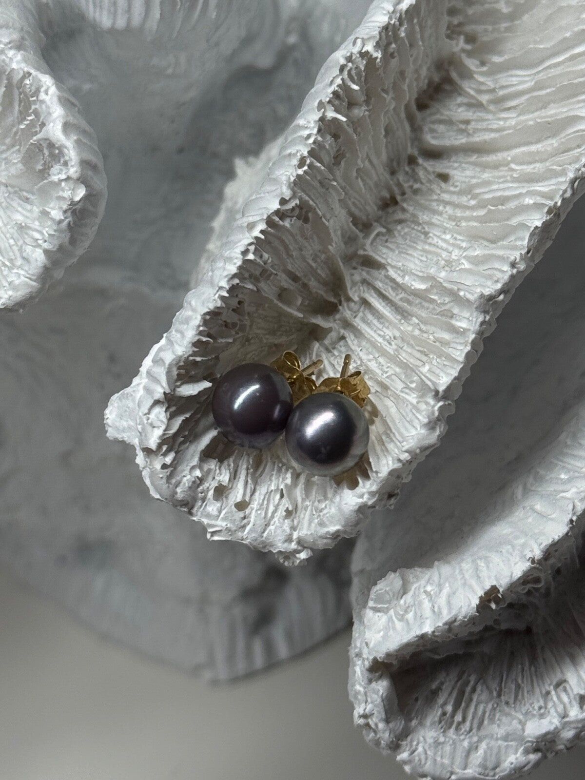 14K Yellow Gold Pearl Earrings