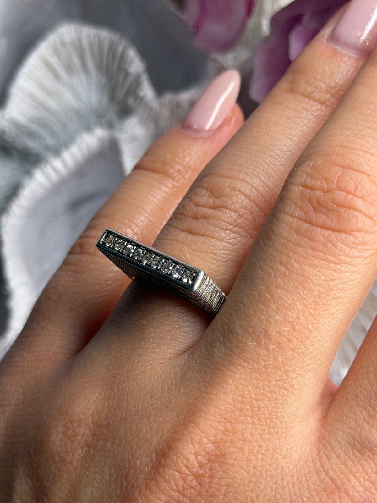 Unique Design 925 Sterling Silver Cz Ring Size 6