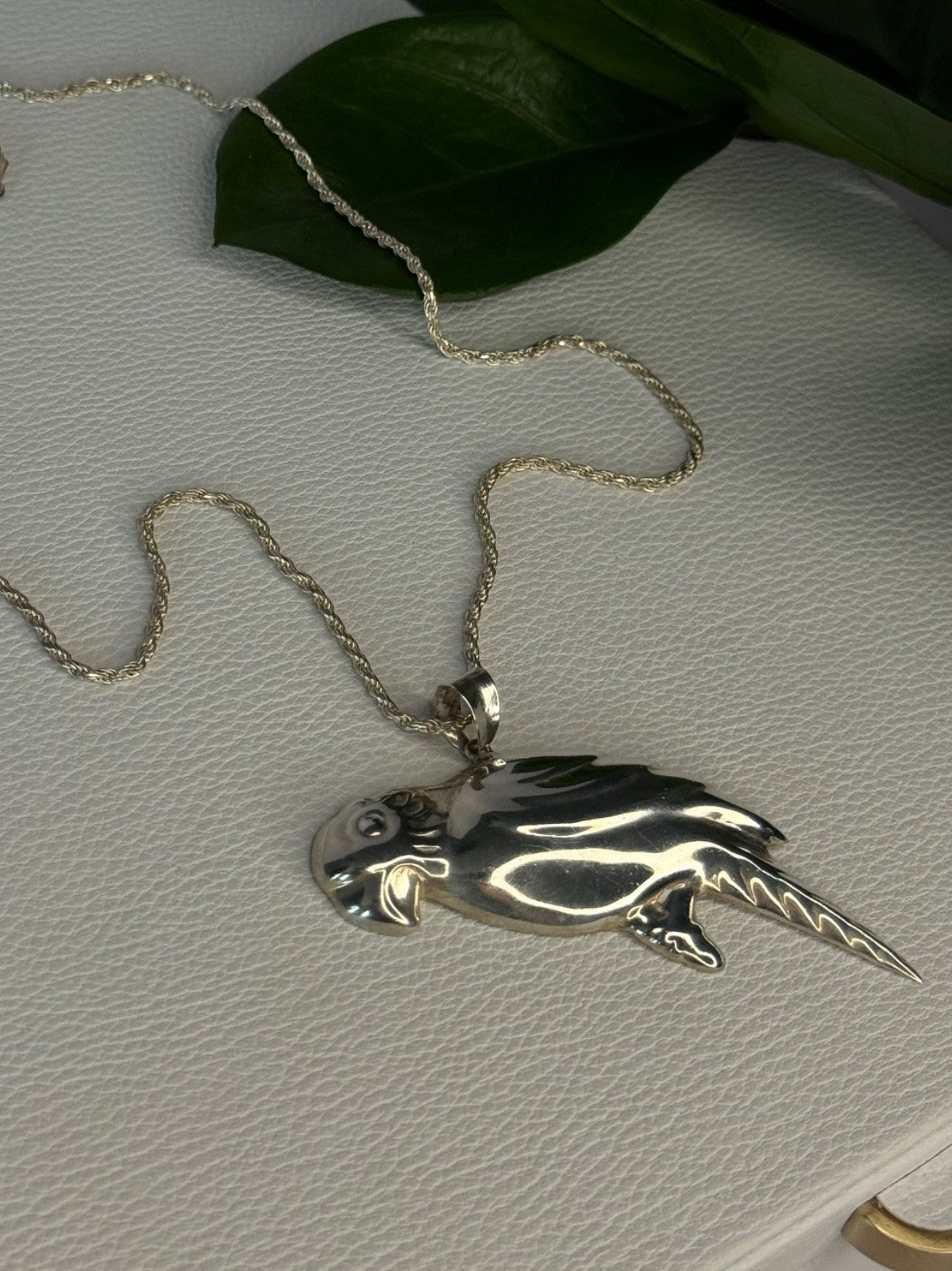 925 Sterling Silver Bird Necklace Length 20 Inch