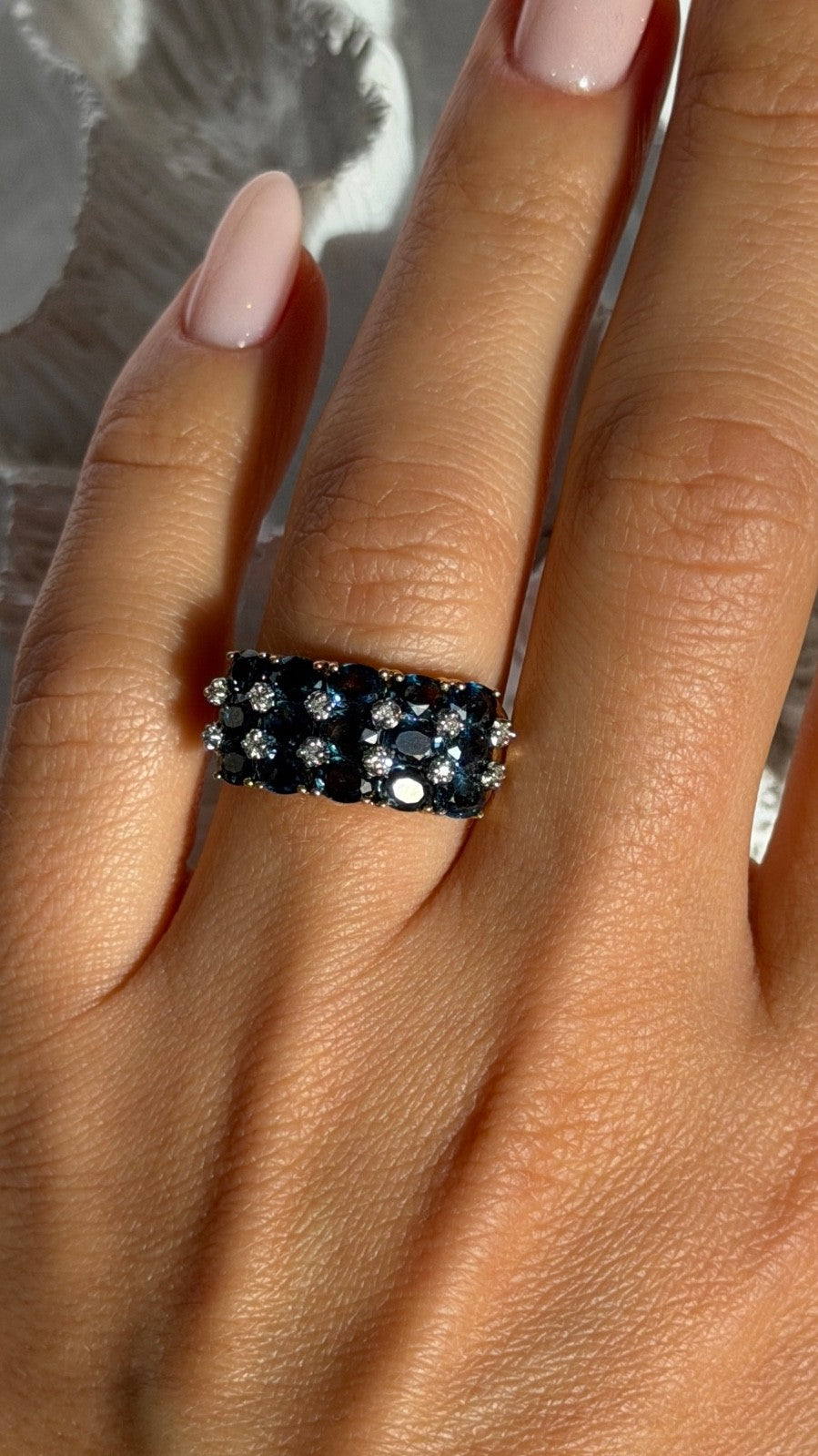 10K Yellow Gold London Blue Topaz & Diamond Ring Size 7