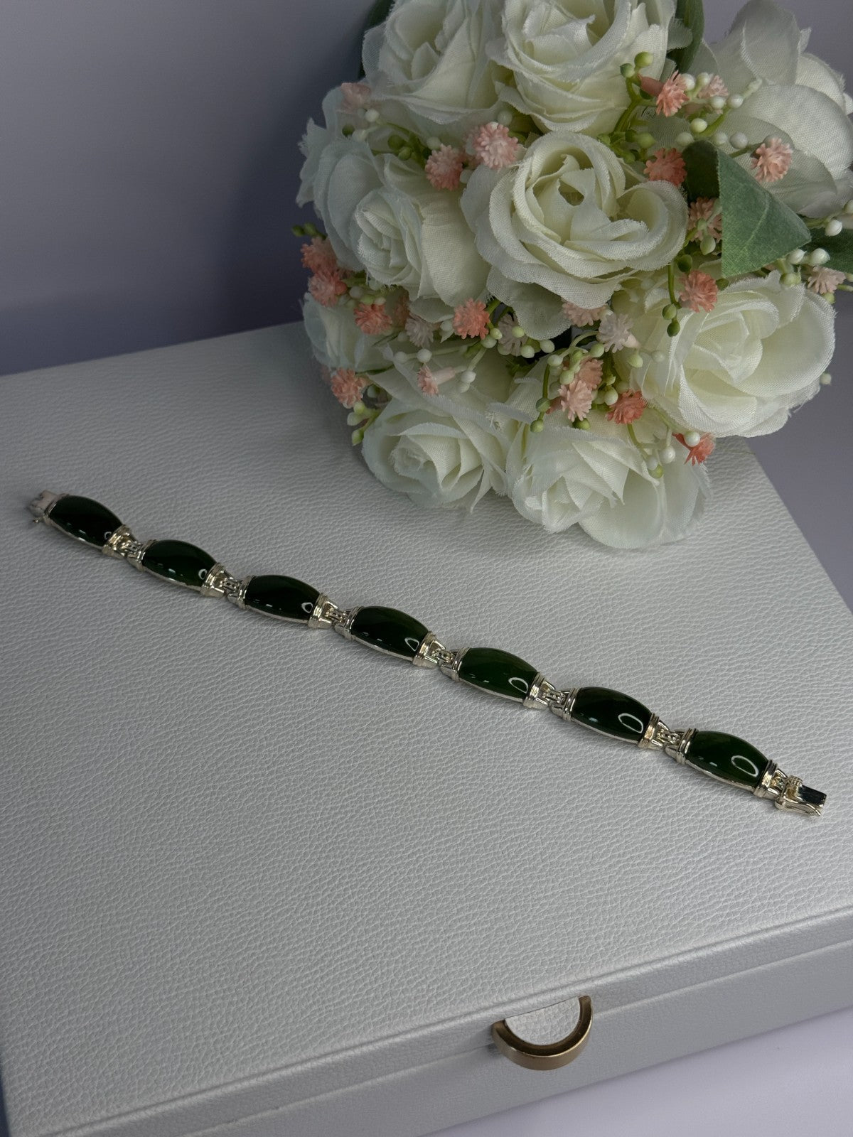 925 Sterling Silver Green Nephrite Bracelet Length 7.5