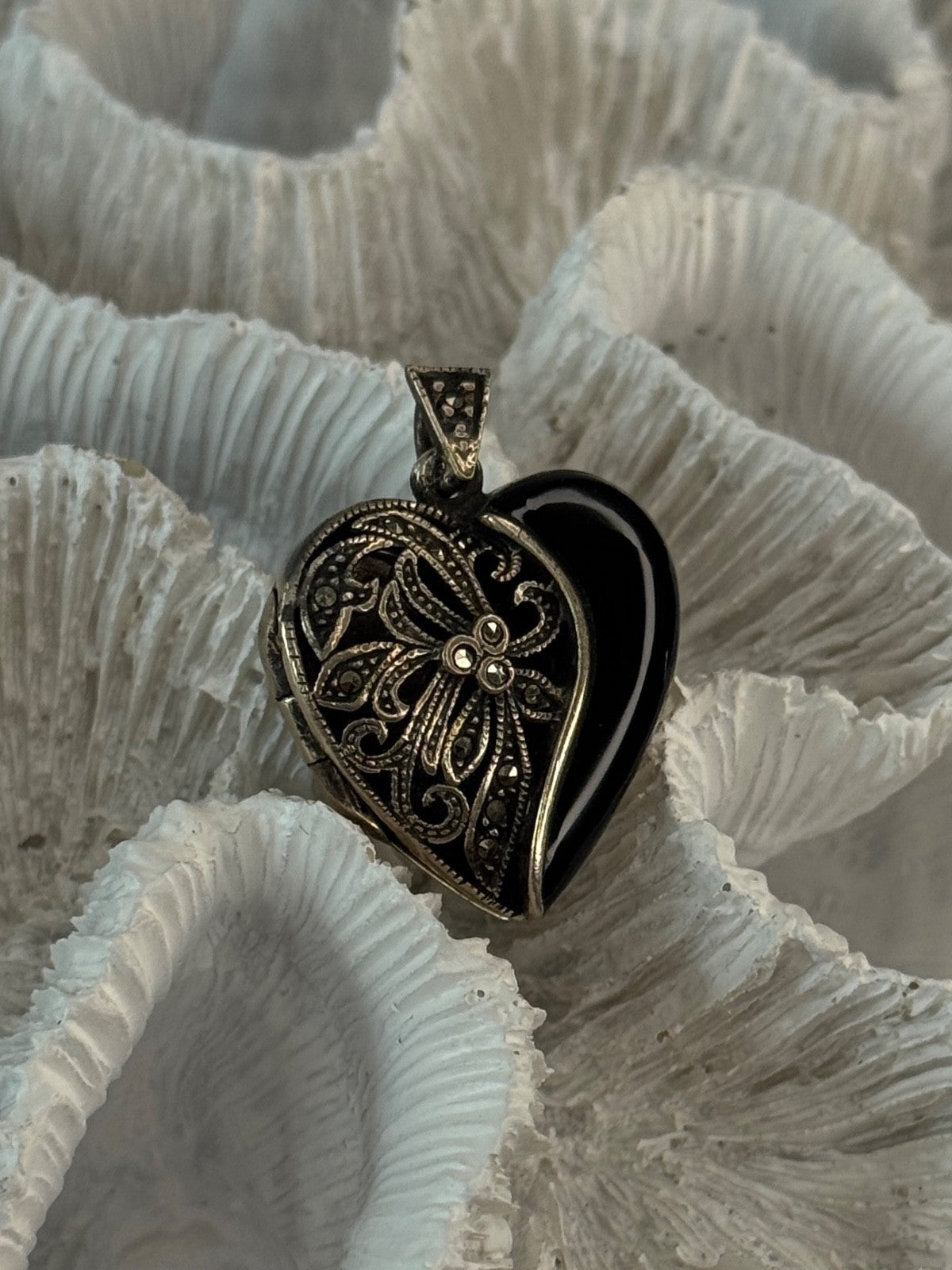 Vintage 925 Sterling Silver Onyx & Marcasite Heart Locket Pendant