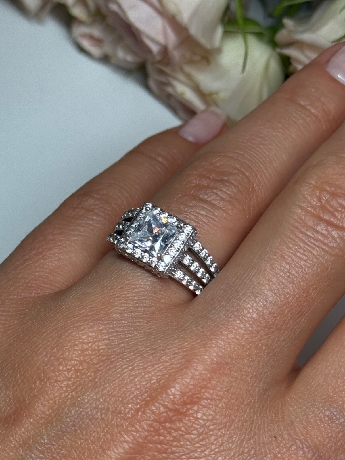 925 Sterling Silver CZ Ring Size 6