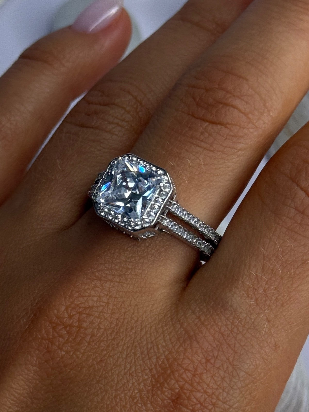 Shiny 925 Sterling Silver Cz Ring Size 10