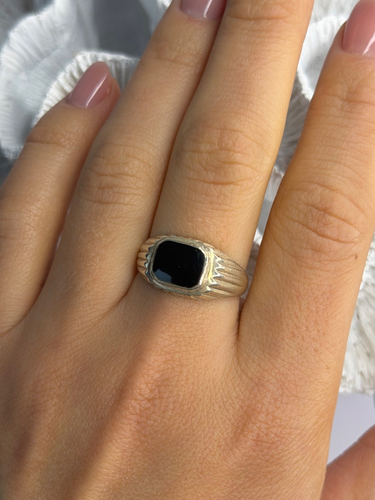 Vintage 925 Sterling Silver Onyx Ring Size 9