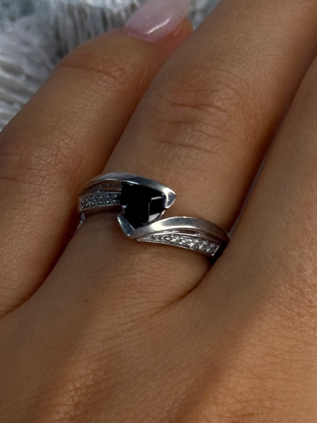 925 Sterling Silver Garnet & Beryl Ring Size 6.5