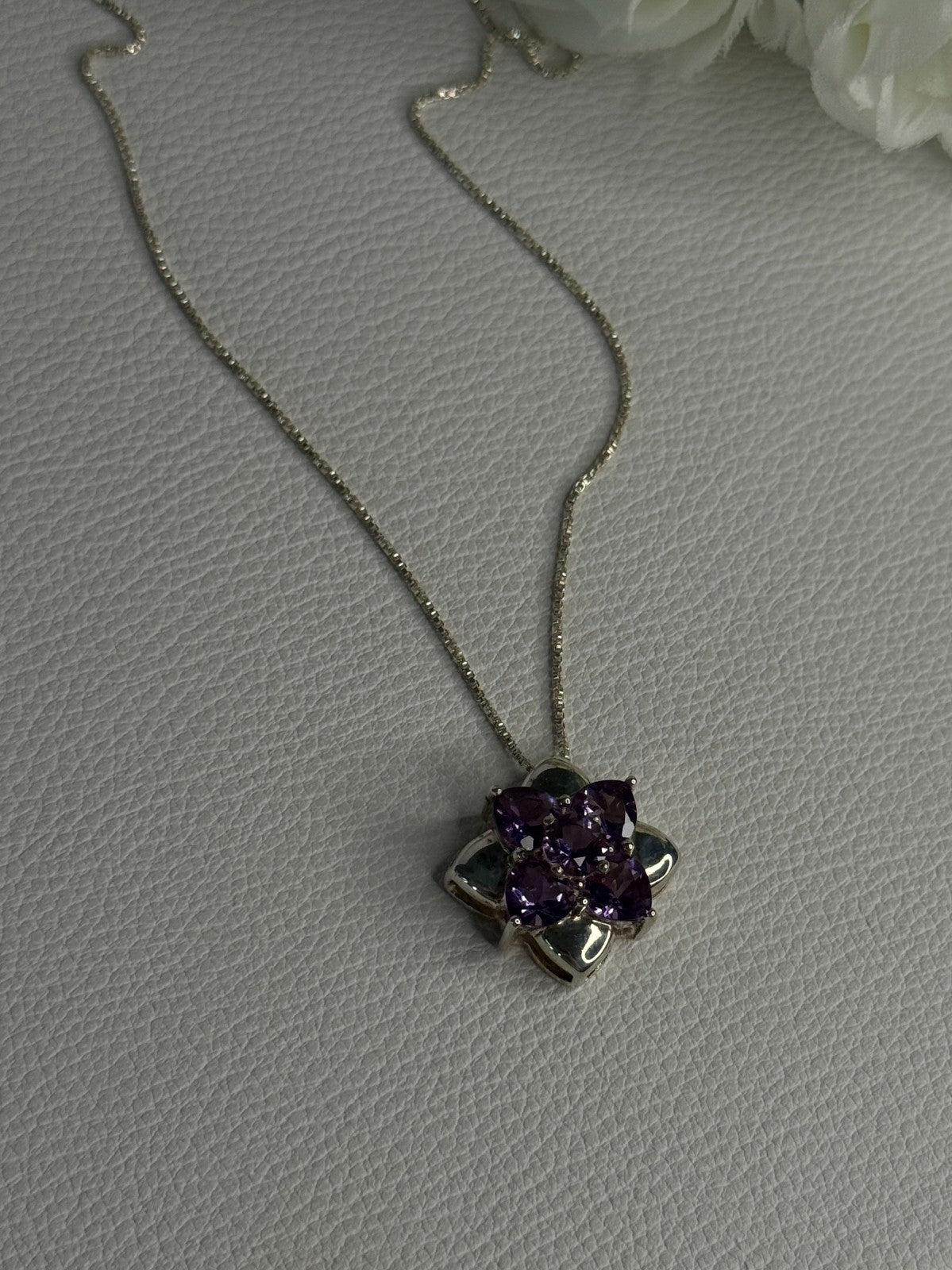 925 Sterling Silver Amethyst Flower Necklace Length 20 Inch