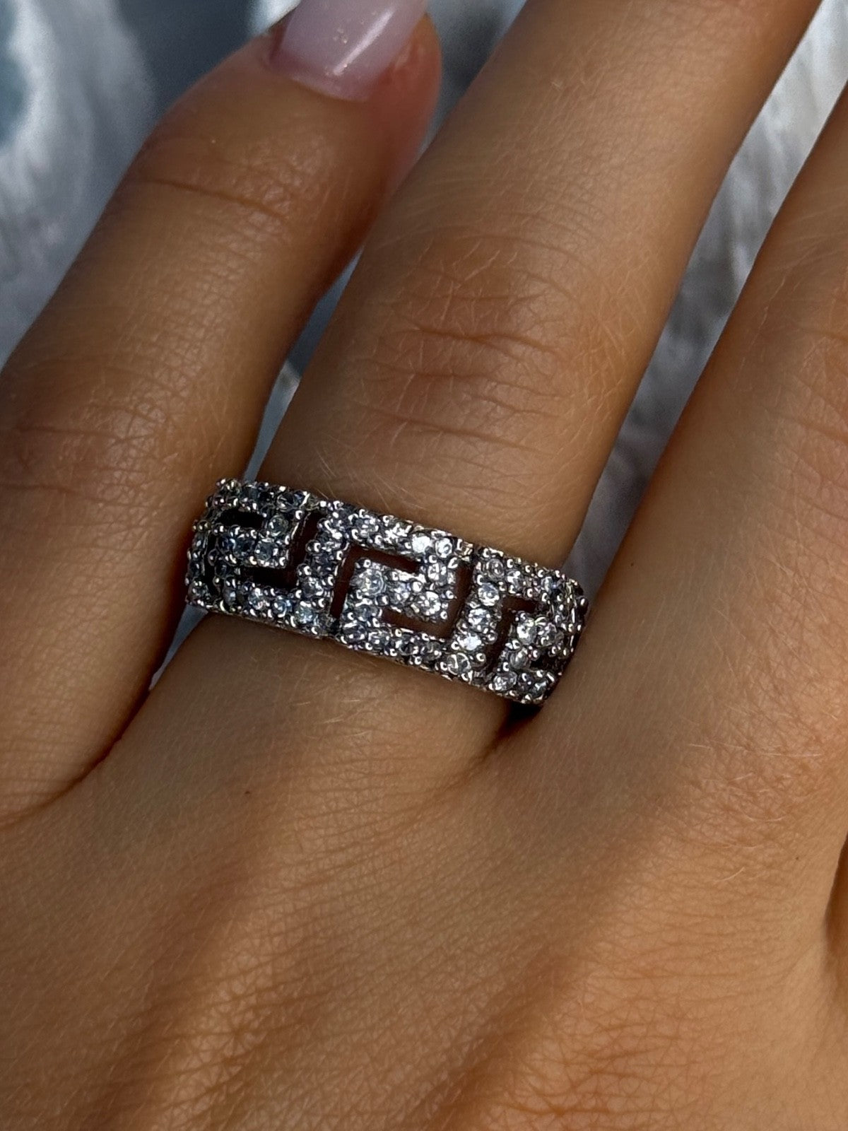 Elegant Design 925 Sterling Silver Beryl Ring Size 7.5