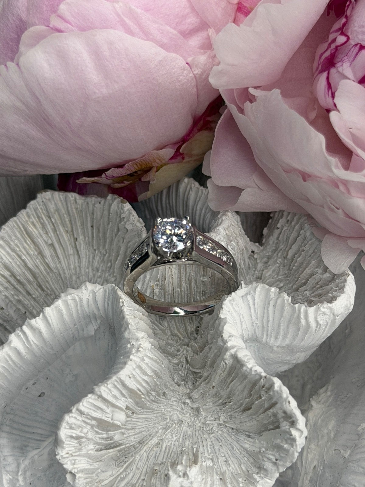 GOC 925 Sterling Silver Cz 1.97 tcw Ring Size 7
