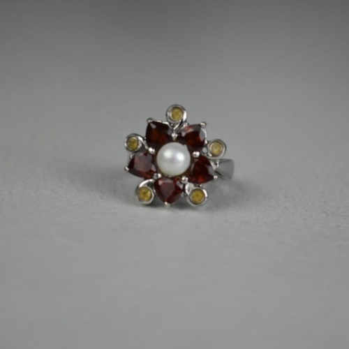 925 Sterling Silver Pearl, Almandine & Heliodor "Flower" Ring Size 6.5