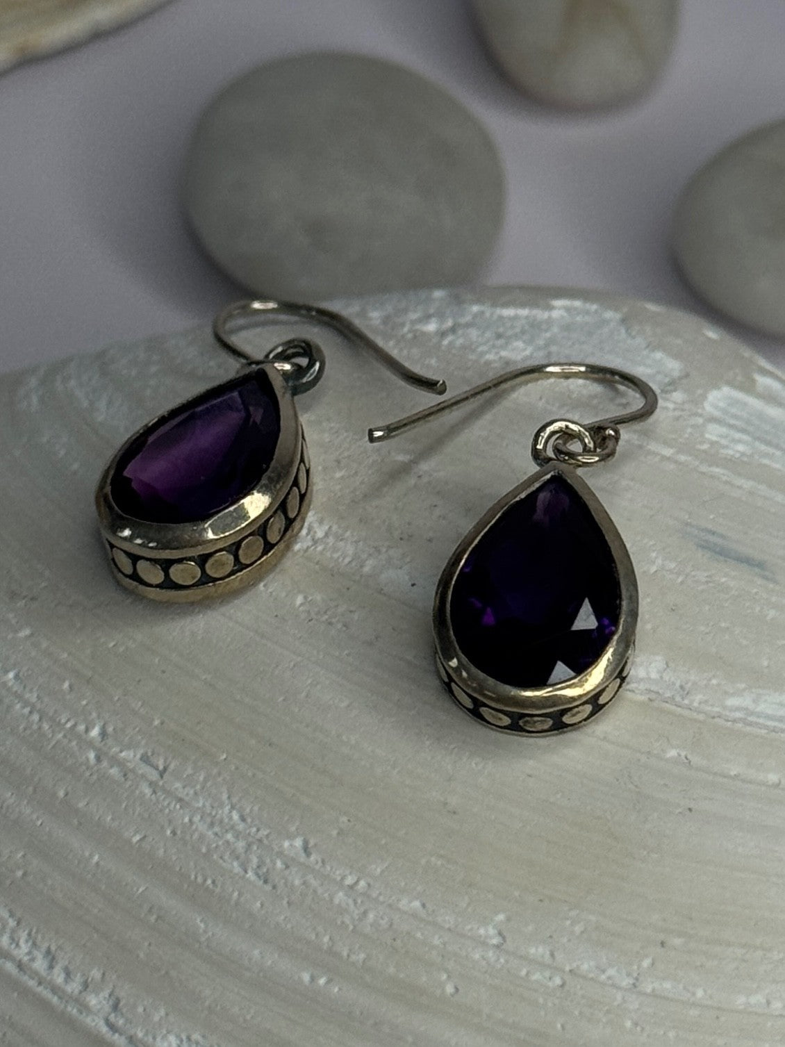 Vintage Design 925 Sterling Silver Amethyst Earrings Length 1.10 Inch