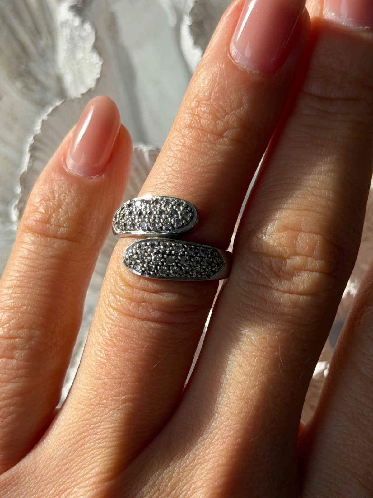 Lovely 925 Sterling Silver Cz Ring Size 6