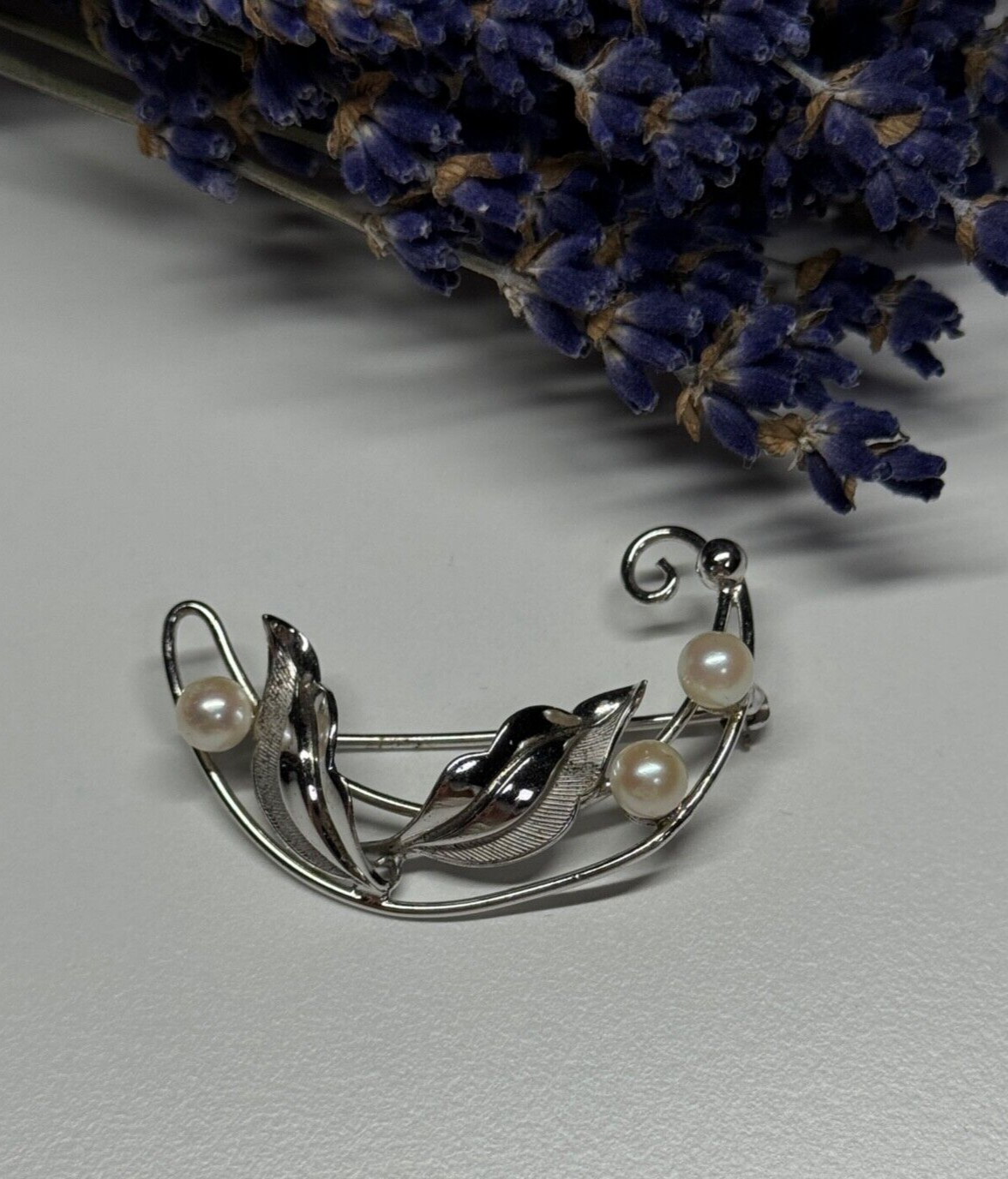 925 Sterling Silver Pearls Brooch