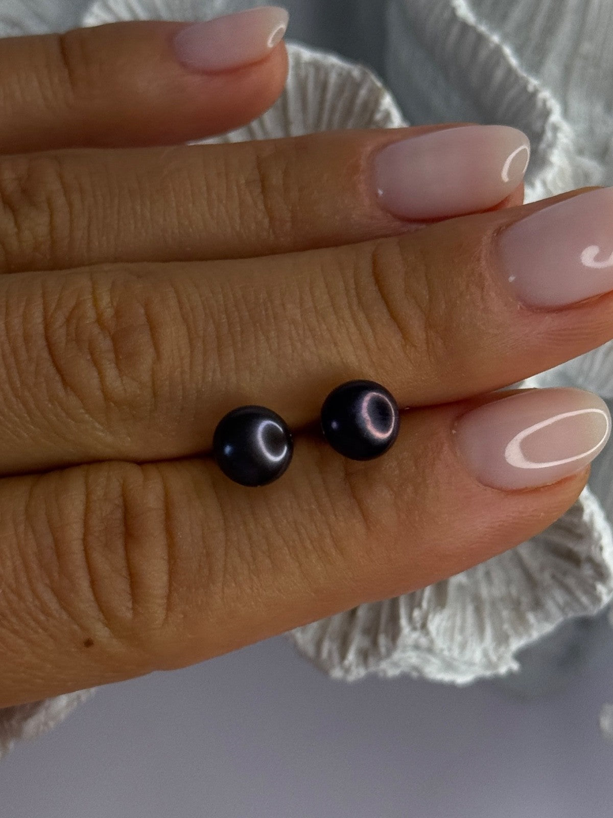925 Sterling Silver Black Pearl Earrings Length 0.30 Inch