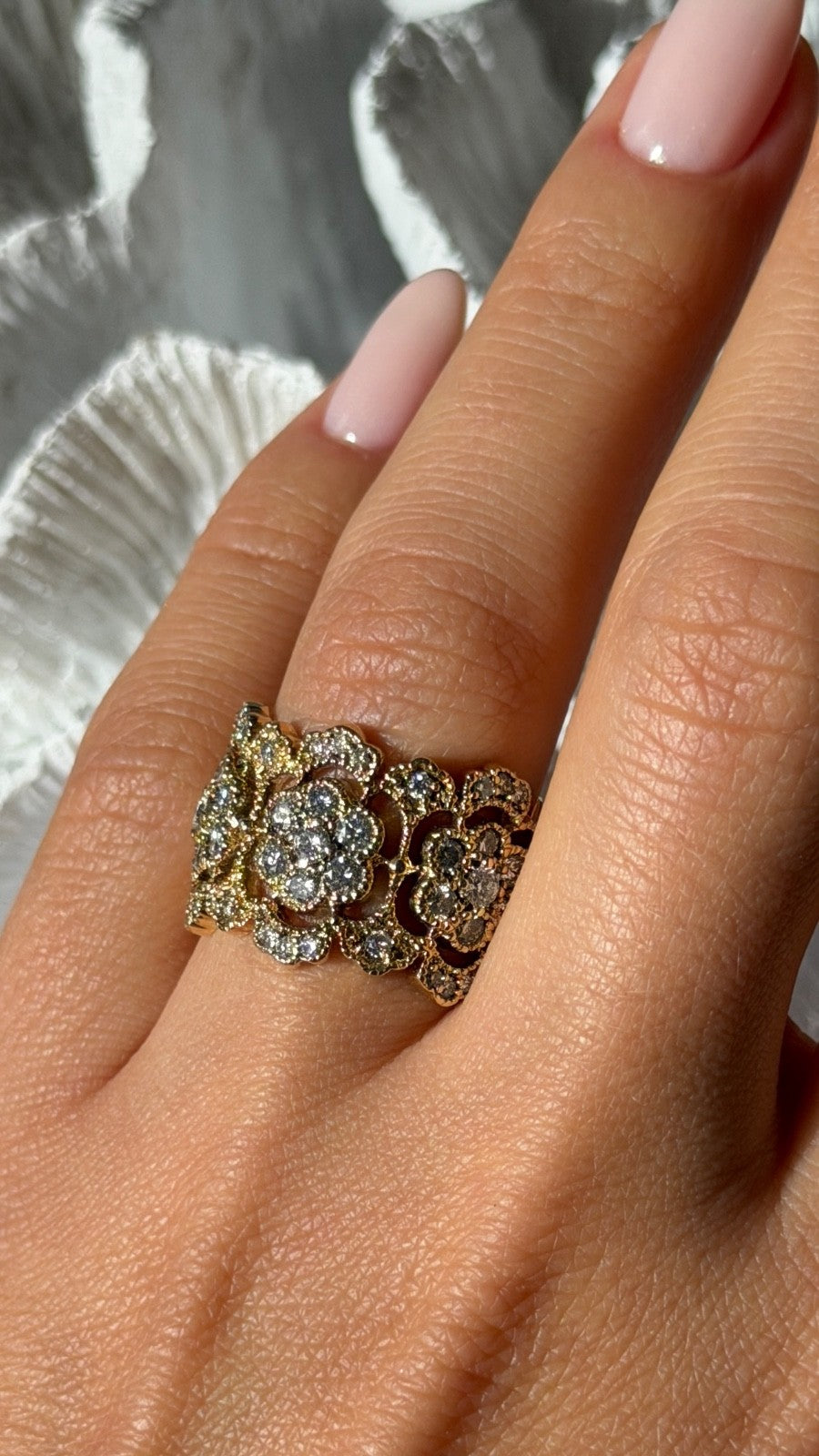 14K EFFY Yellow Gold Flowers Diamond 2.43 ct Ring Size 7.5