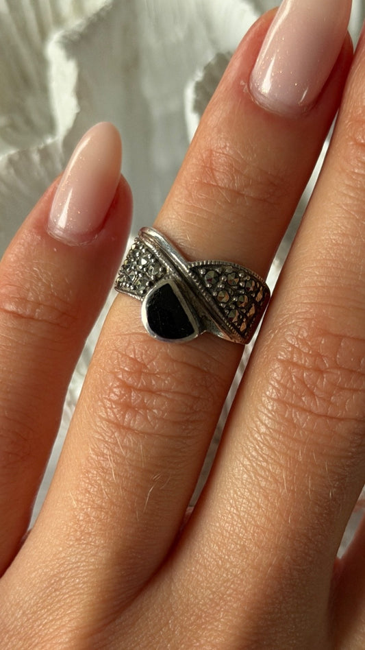 Vintage 925 Sterling Silver Onyx Marcasite Ring Size 5.5