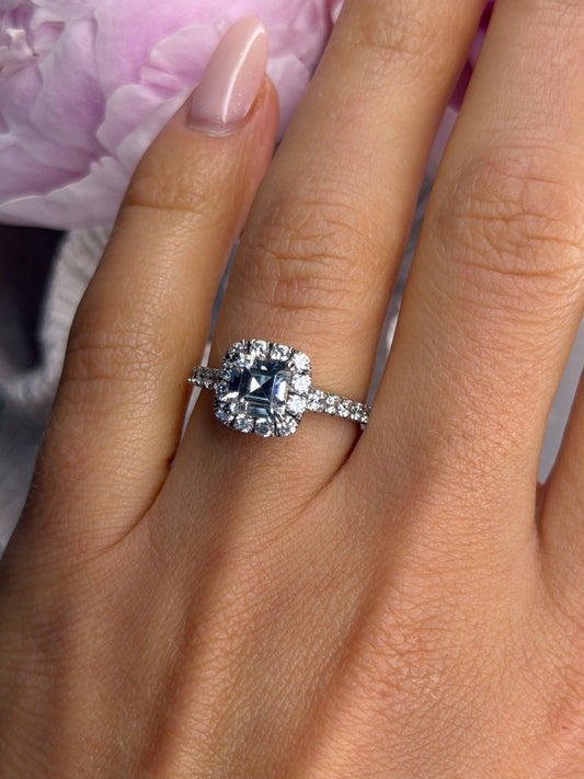 GOC 925 Sterling Silver tcw 1.75 Cz Ring Size 7