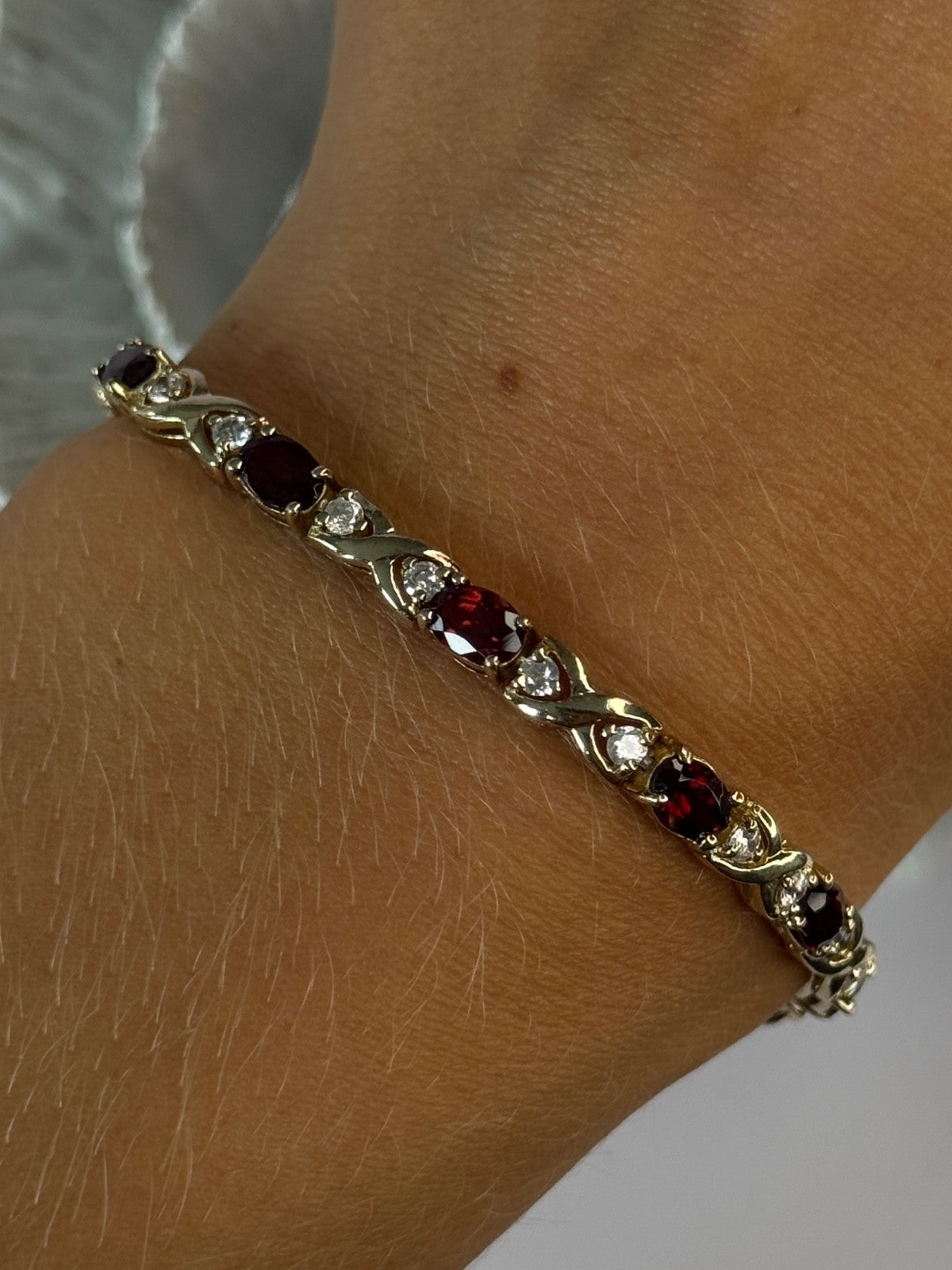 925 Sterling Silver Garnet & Beryl Bracelet Length 7