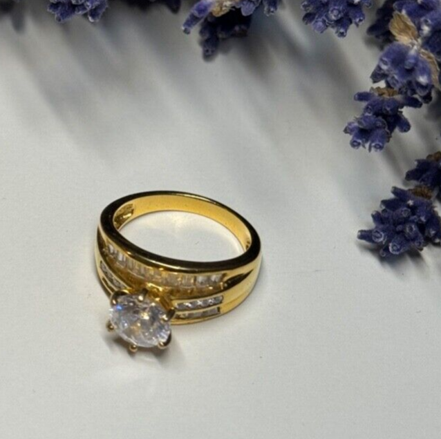 925 Sterling Silver Gold Plated CZ Ring Size 7.5