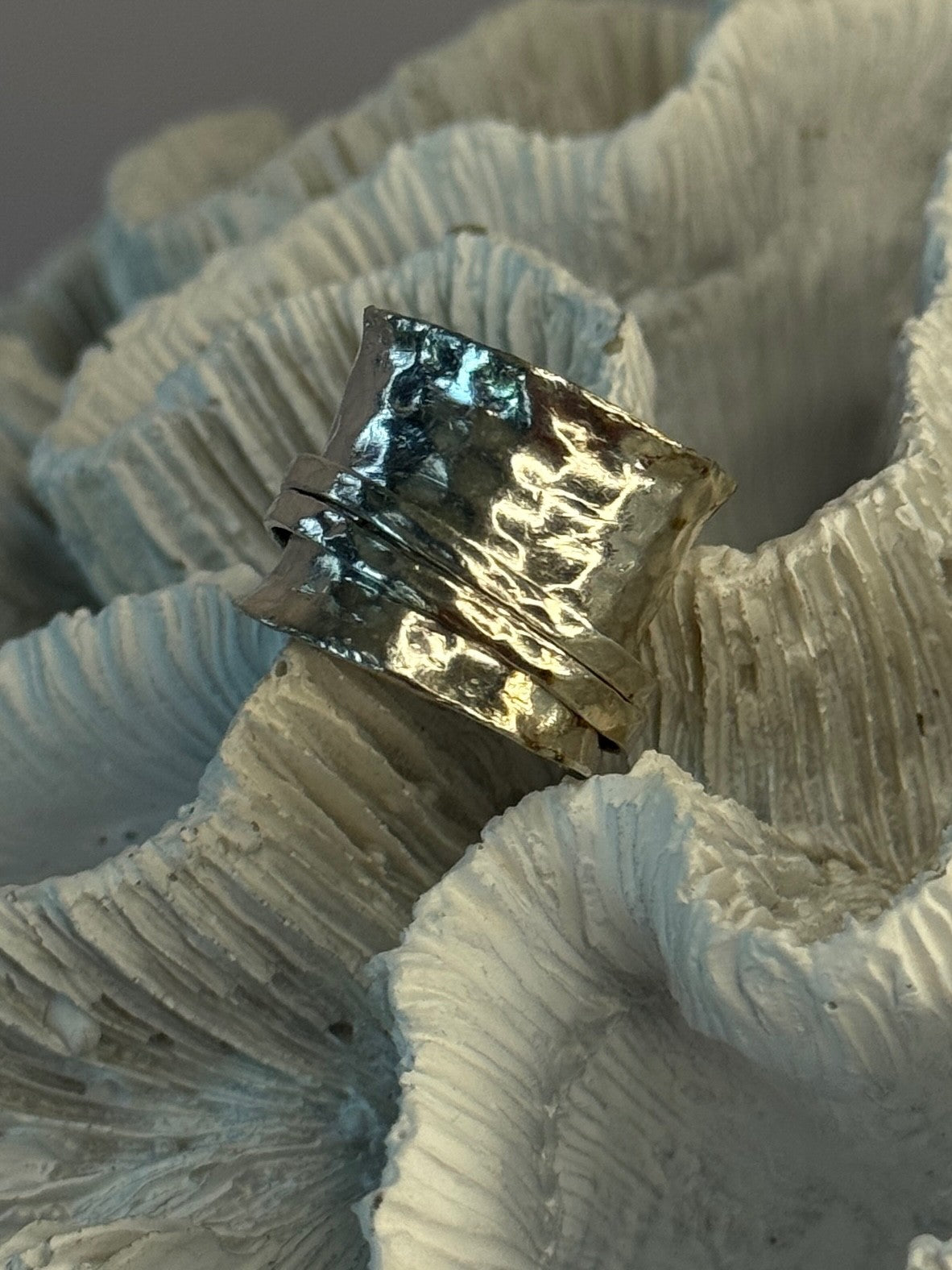 Unique Design 925 Sterling Silver Ring Size 6