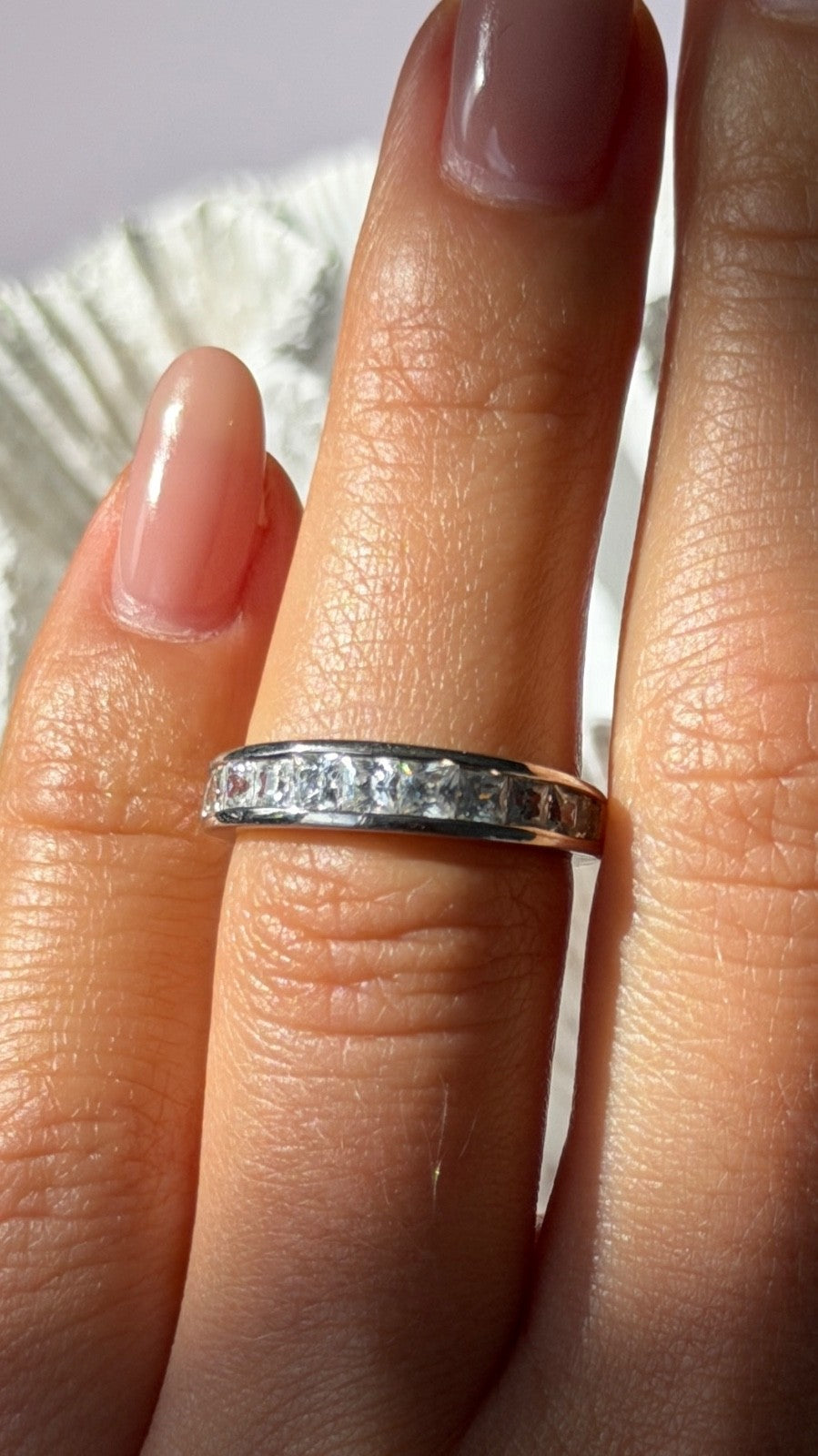 Shiny 925 Sterling Silver Cz Ring Size 6