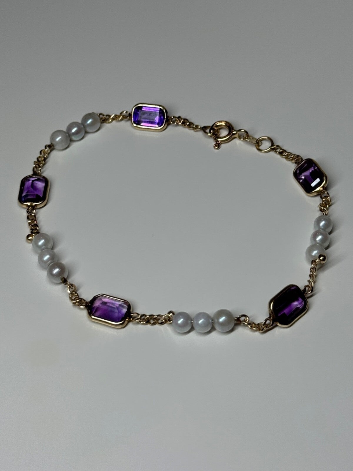 14K Yellow Gold Amethyst & Pearls Bracelet Length 7
