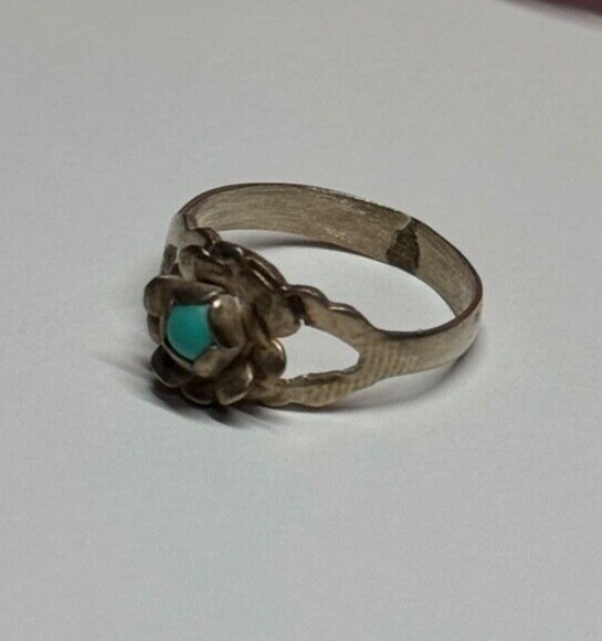 925 Sterling Silver Turquoise Ring Size 6