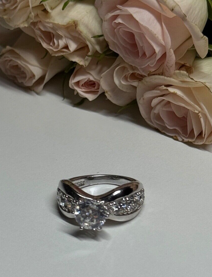 925 Sterling Silver CZ Ring Size 6.5