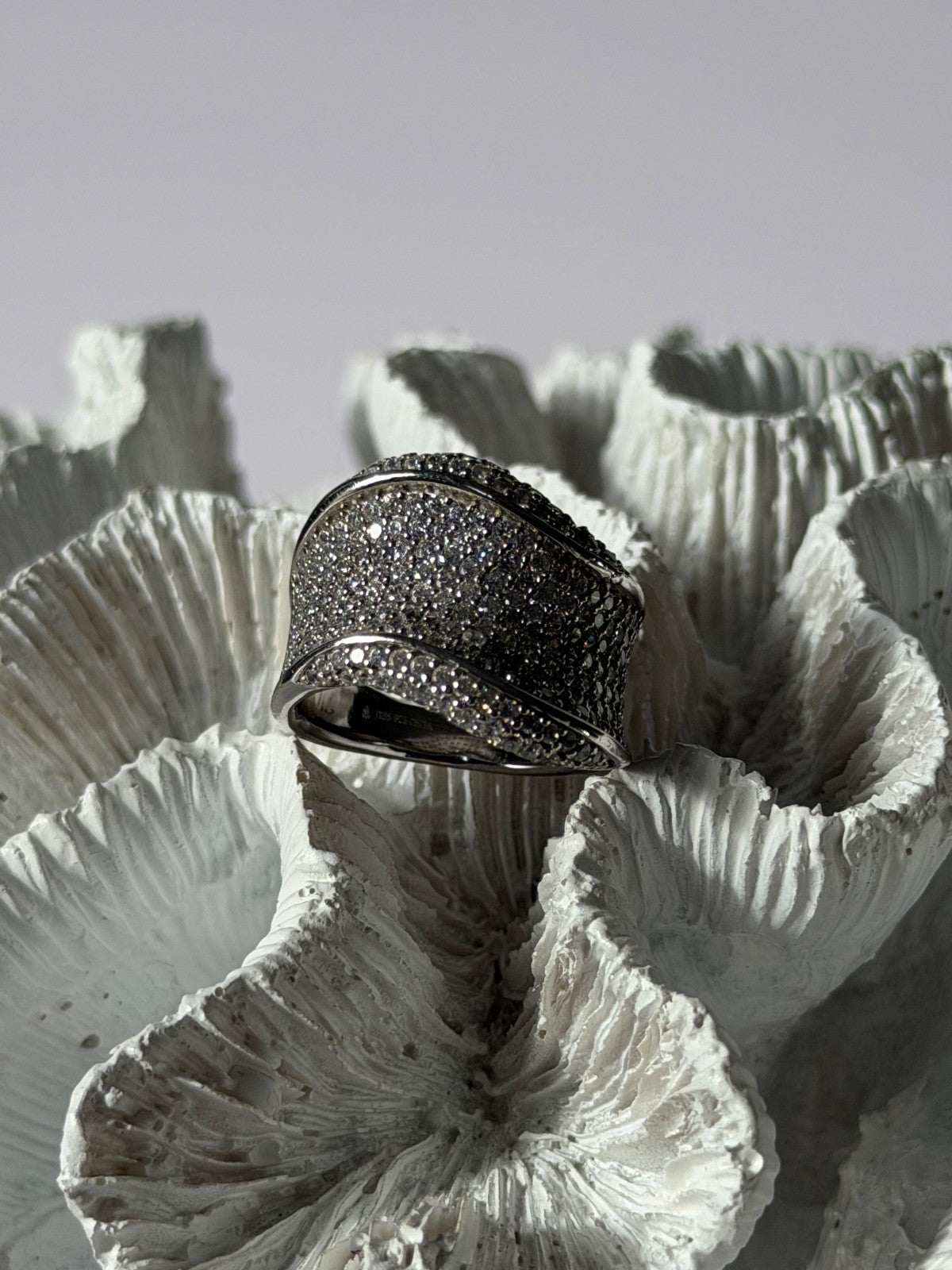 Elegant Design 925 Sterling Silver Cz Ring Size 8