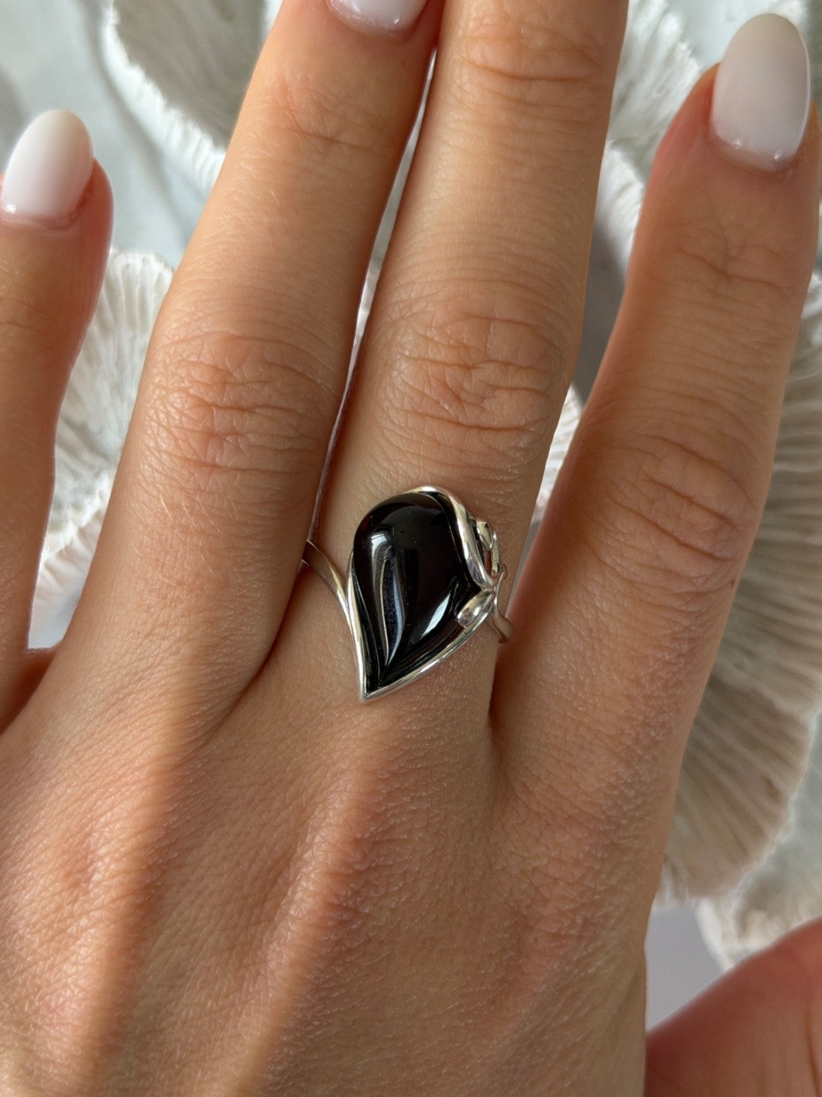 Beautiful Design 925 Sterling Silver Amber Ring Size 9