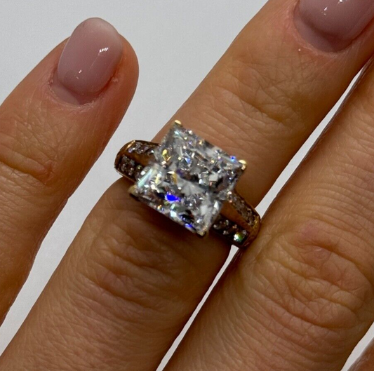 925 Sterling Silver Gold Plated CZ Ring Size 4.5