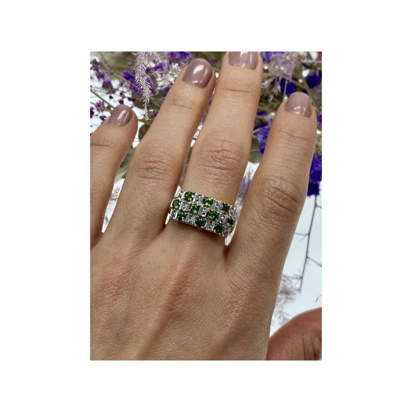 925 STERLING SILVER PERIDOT & WHITE SPINEL RING SIZE 9