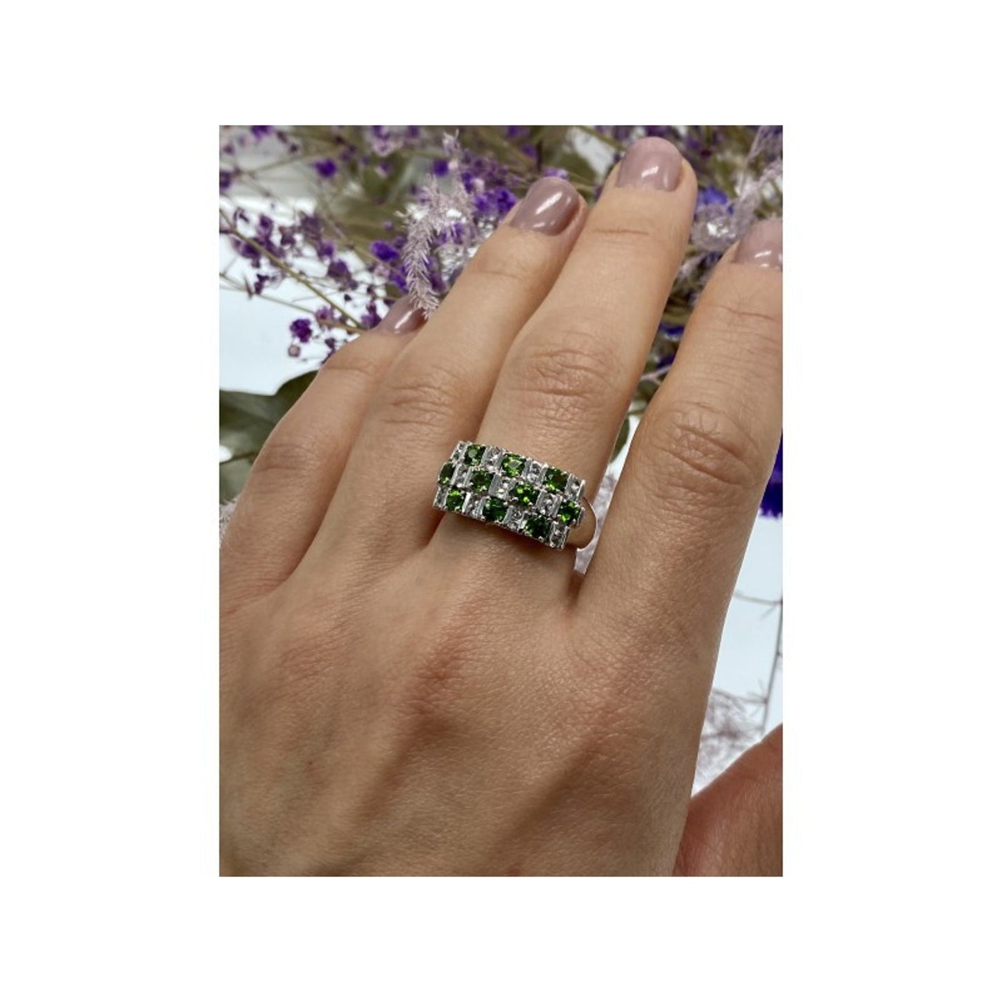 925 STERLING SILVER PERIDOT & WHITE SPINEL RING SIZE 9
